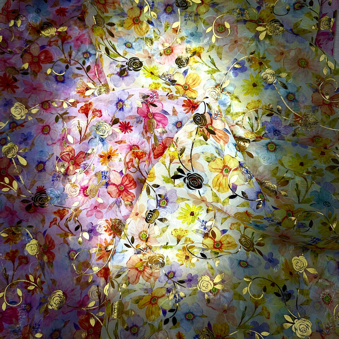 50D CHIFFON DIGITAL PRINT - Gold foil finish -148CM- (45GSM)