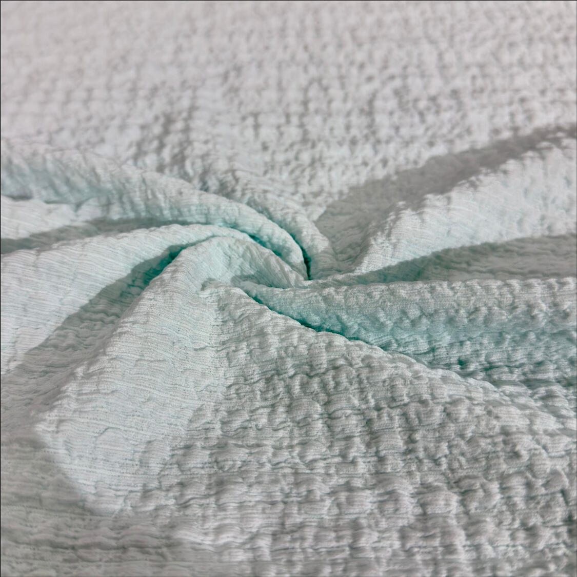 AQUA BREEze CREPE 2118 -160CM- (140GSM)
