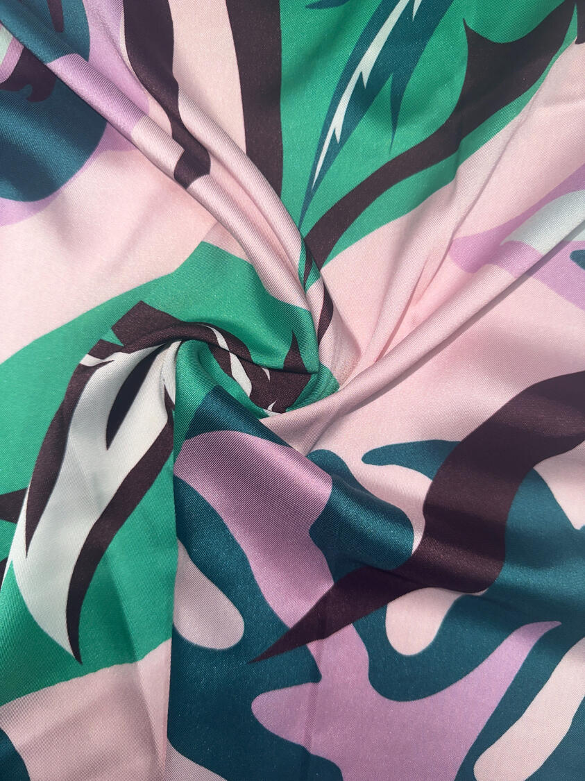 RECYCLE 75D polyester 100%RECYCLE polyester (95GSM)