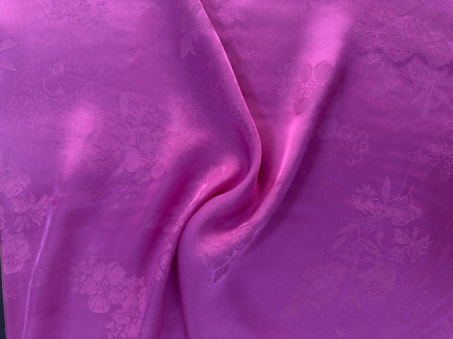 VISCOSE RAYON JACQUARD 55%RAYON 45%VISCOSE (133GSM)