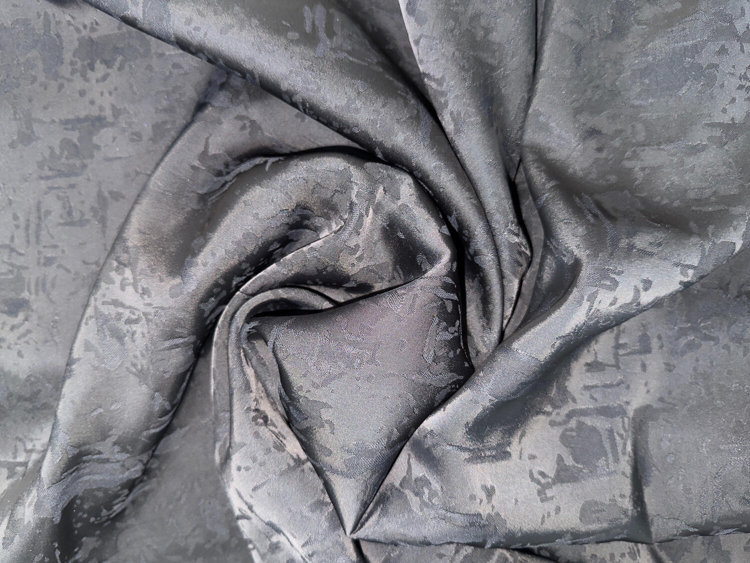 ACETATE JACQUARD 100% polyester (155GSM)